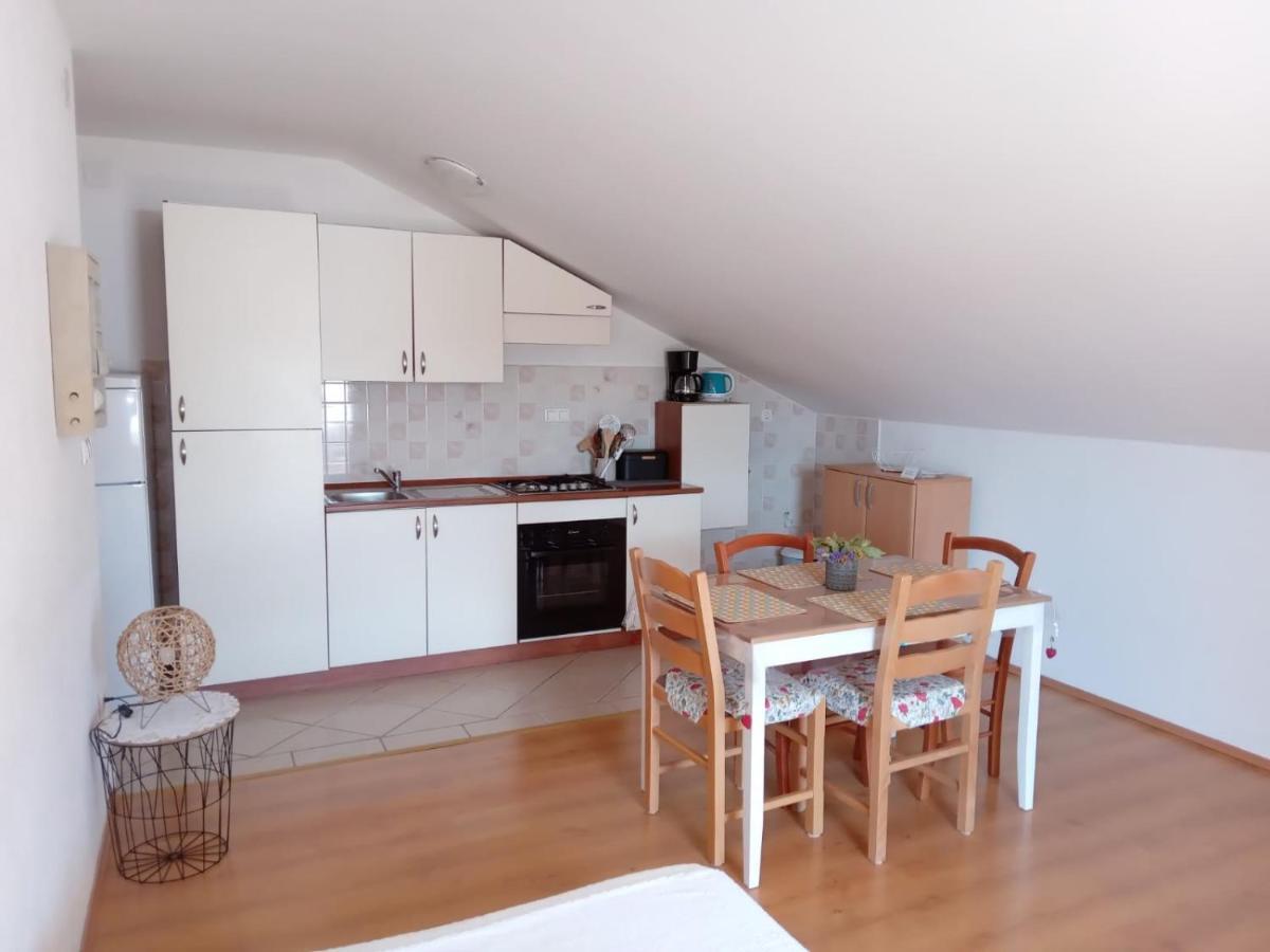 פאקוסטאן Francis Appartements מראה חיצוני תמונה