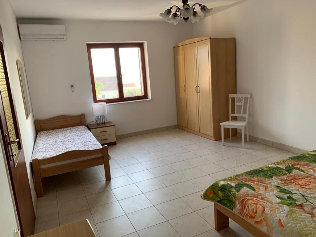פאקוסטאן Francis Appartements מראה חיצוני תמונה