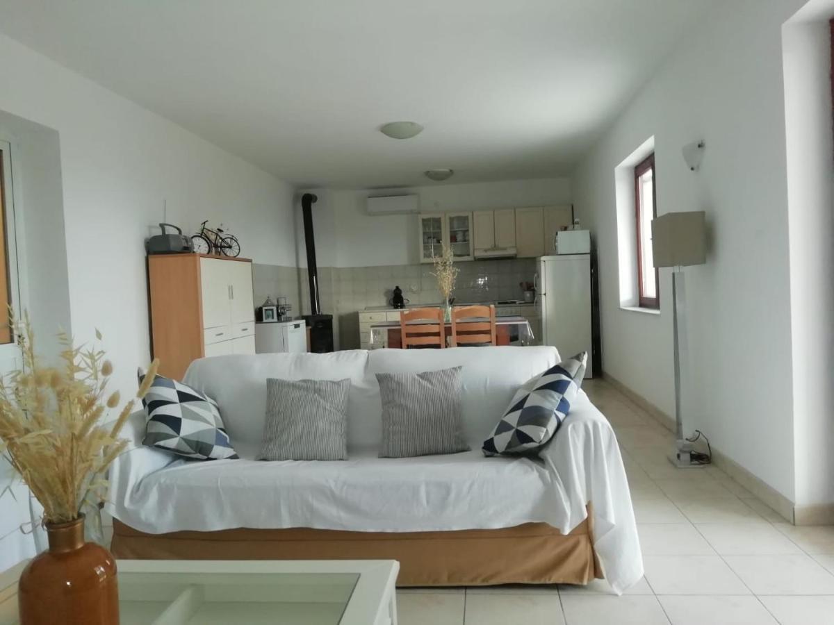 פאקוסטאן Francis Appartements מראה חיצוני תמונה